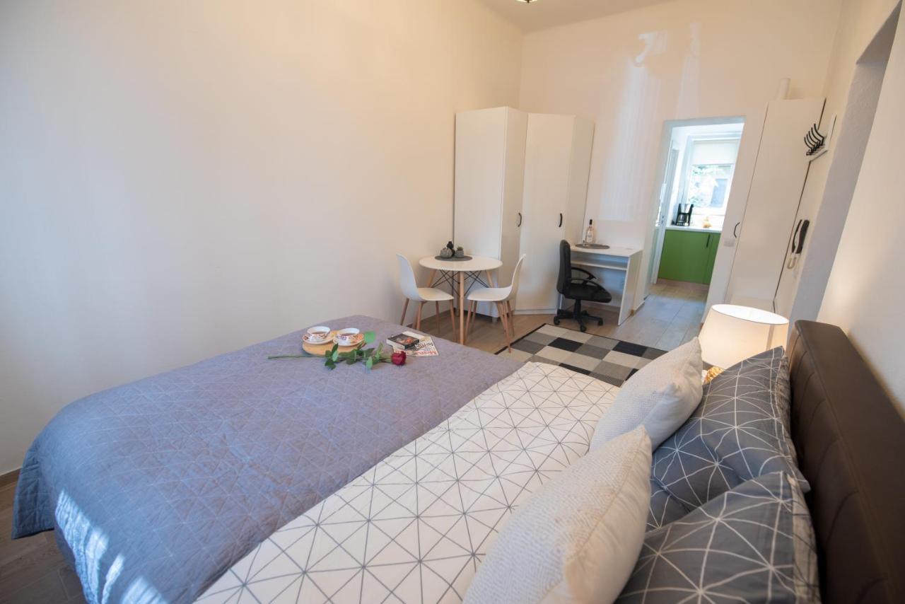 Central Bright Apartment Клуж-Напока Екстериор снимка